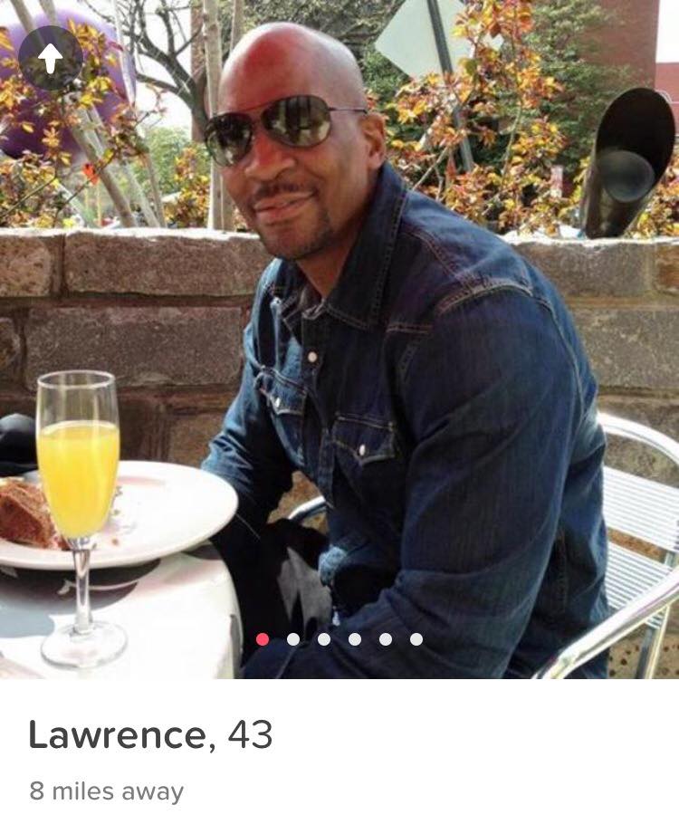 lawrence-tinder-photo